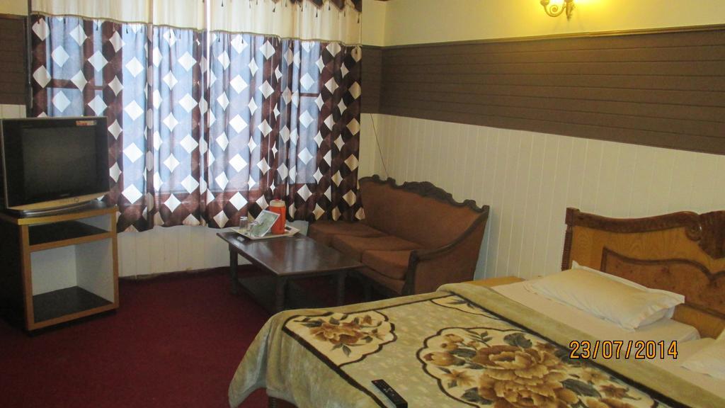 Hotel Bombay Palace Dalhousie Habitación foto