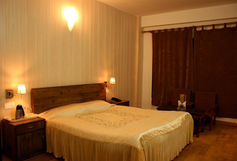 Hotel Bombay Palace Dalhousie Habitación foto